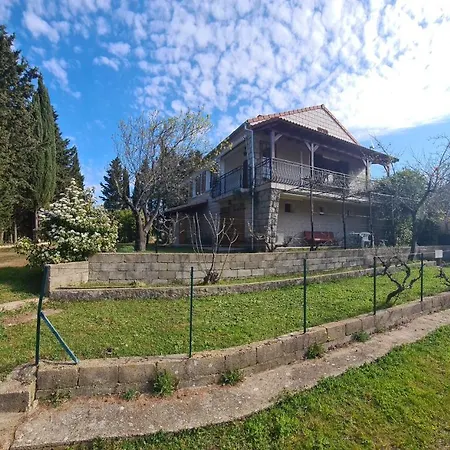 Magnifique Dans Un Village De L'alta Rocca