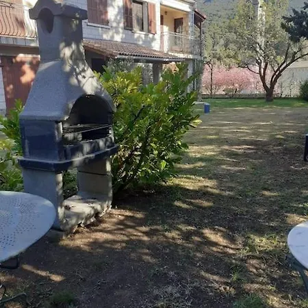 Magnifique Dans Un Village De L'alta Rocca Villa Carbini